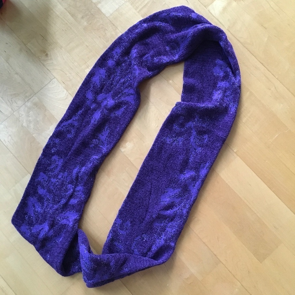 Purple + Silver Metallic Fleur de Lis Floral Infinity Scarf - Picture 13 of 14
